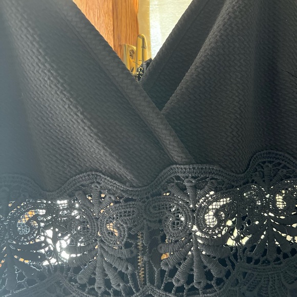 Haute Monde Sexy Black Dress. Decorative Black Lace Below Bust. Size Small. - Picture 9 of 9